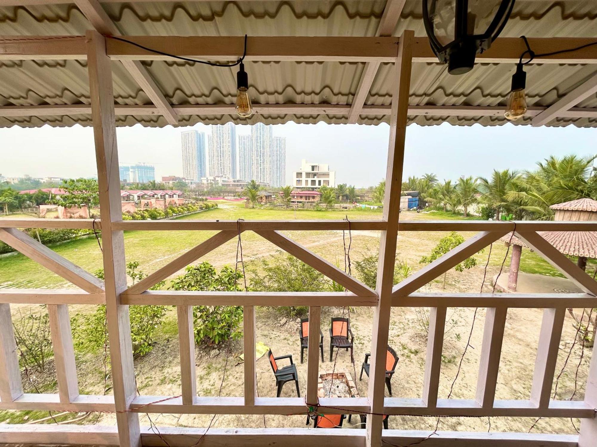 Palli Bangla Resort, Near Ruby Hospital, Anandapur Resort