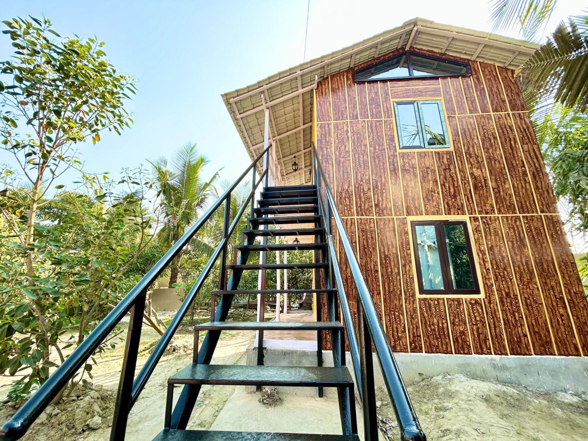 Resort Palli Bangla Resort, Near Ruby Hospital, Anandapur Kolkata